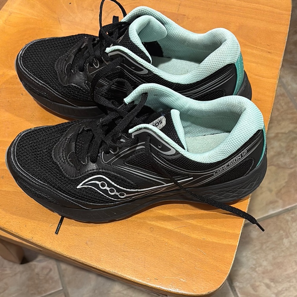 Saucony Black and Light Green Running Shoes